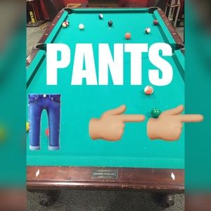 PANTS ARE OVER HERE👉🏼
